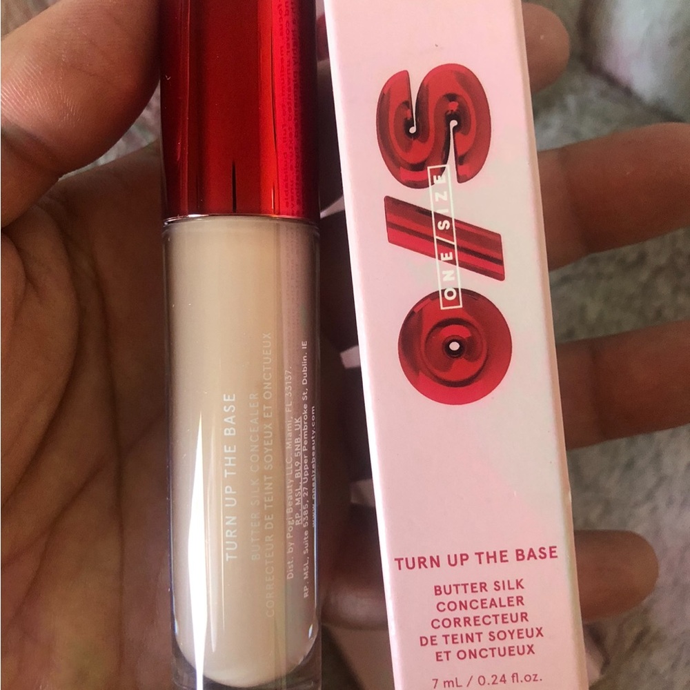 One/Size Concealer - Picture 4 of 7